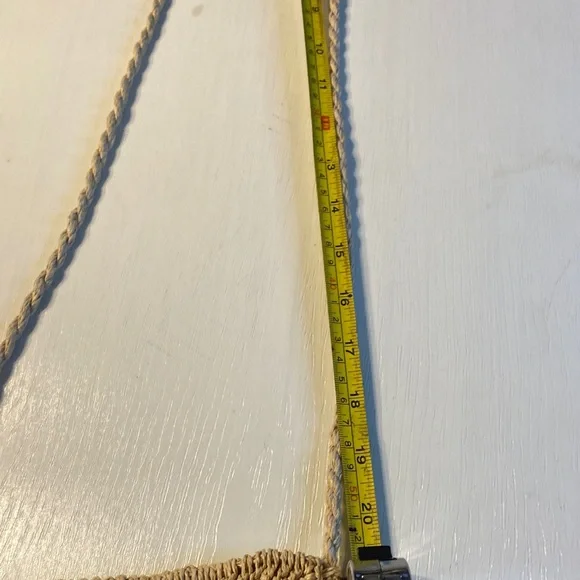 Stylish Tan Woven Women's Bag - Picture 6 of 7